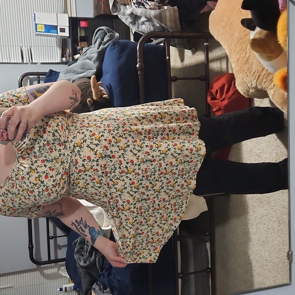 Floral Mini Midi Dress - Picture 6 of 9